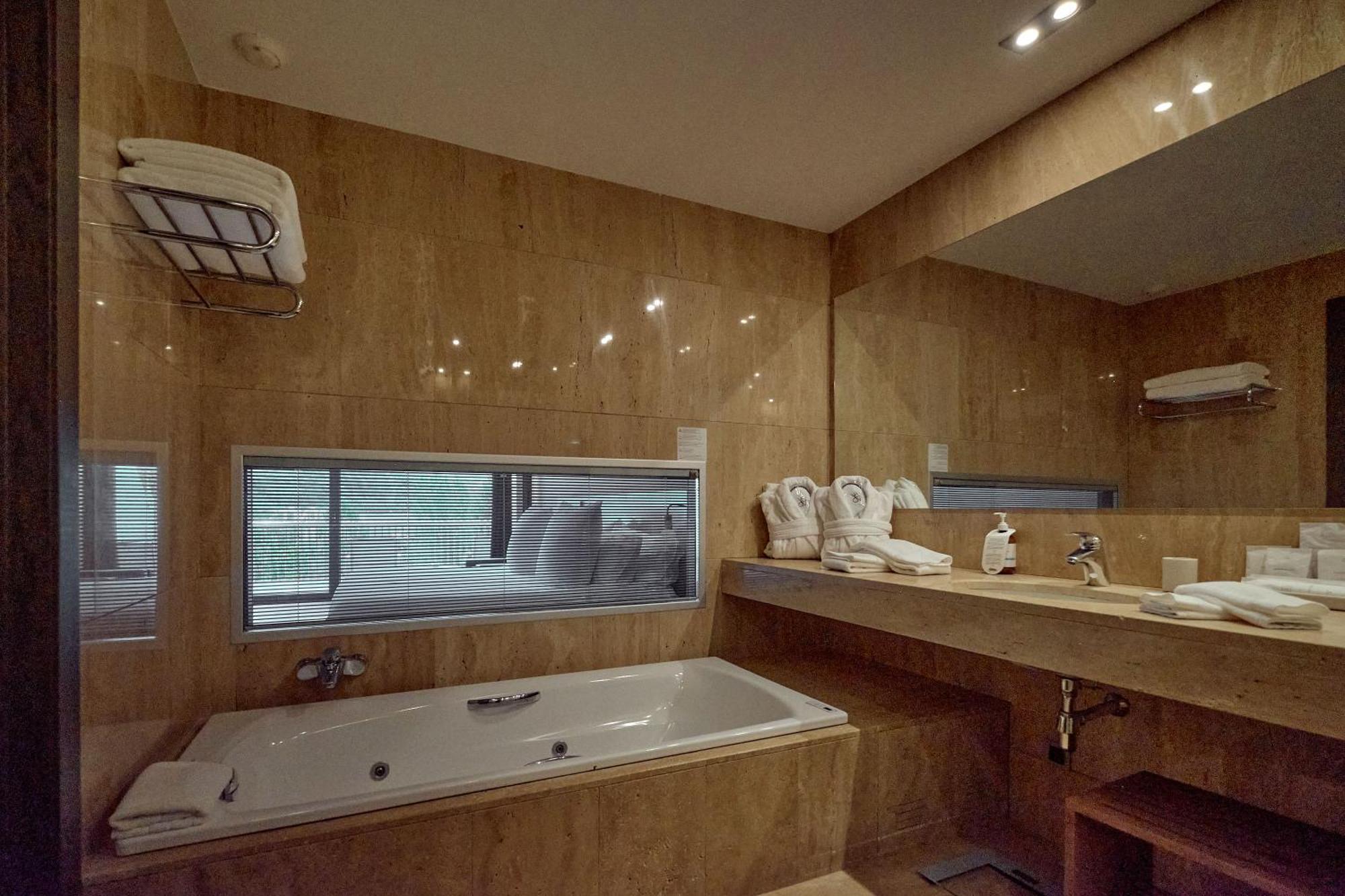 Garden Suite